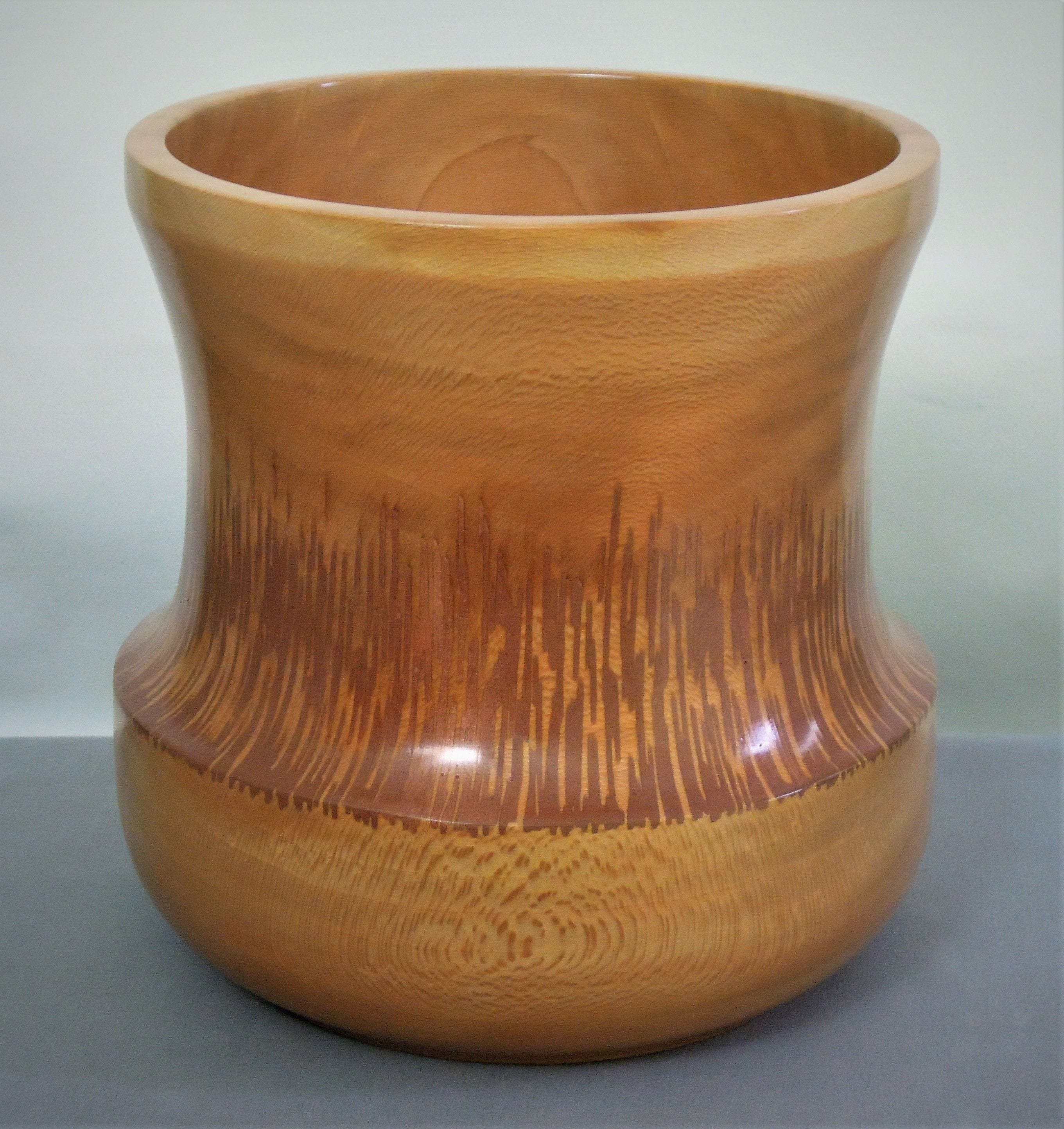 Made of Red Elm
7"H X 6.5"Dia   
Signed and #97